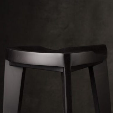 Drvena Barska stolica crna