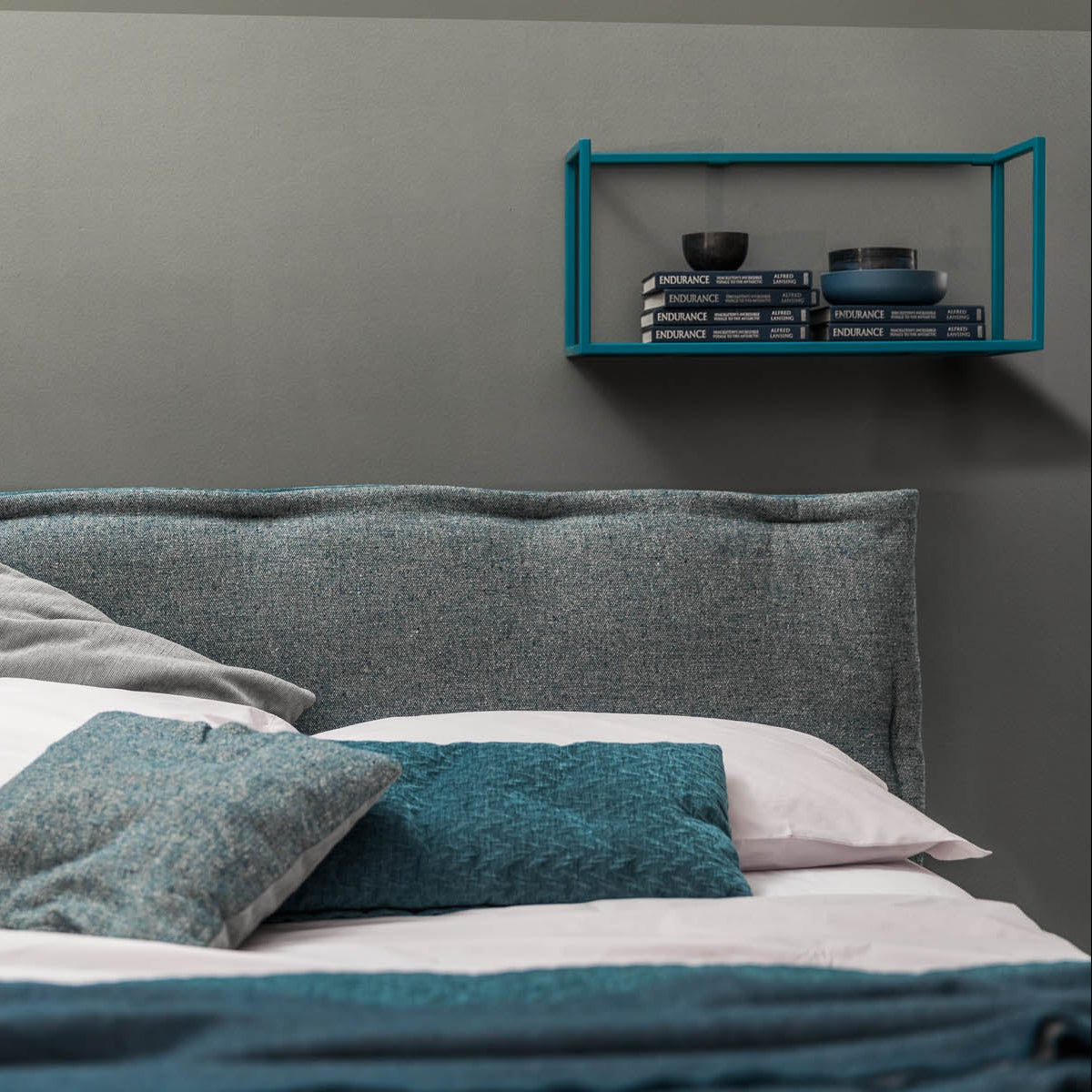 FRAME Krevet 